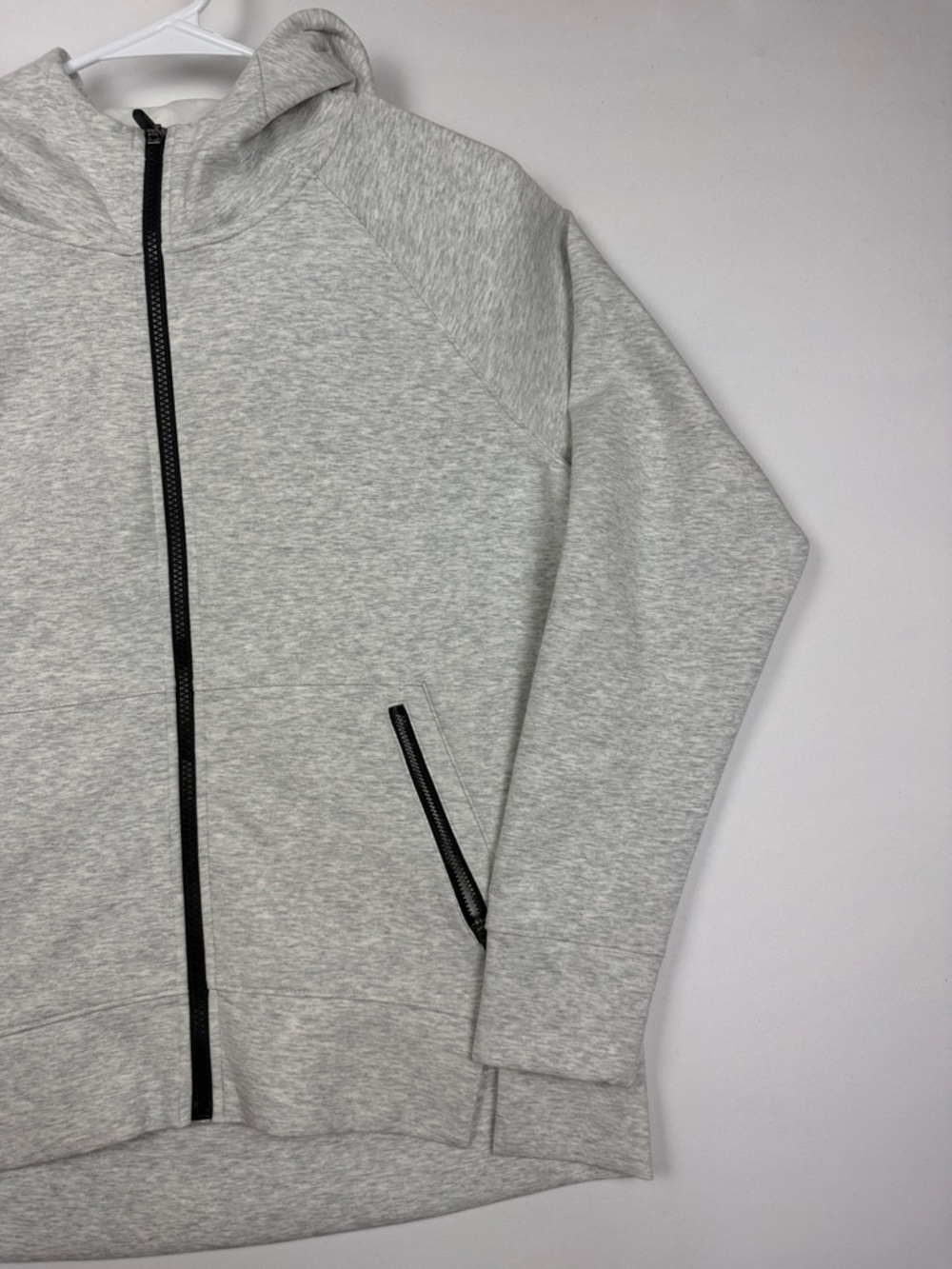 DSG Light Gray Full-Zip Hoodie with Black Trim Women’s Medium New With Tags - Picture 3 of 6